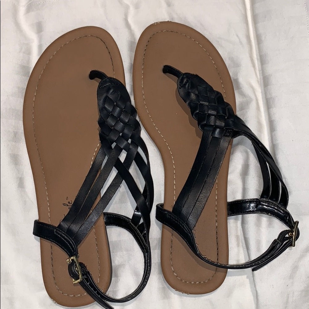 American eagle sandals